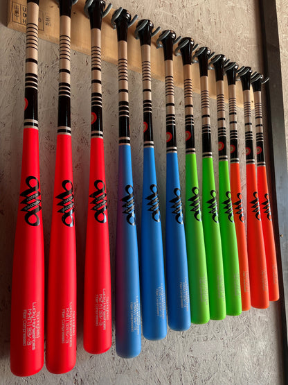 *EXCLUSIVE IN STADIUM* Specialty Bats